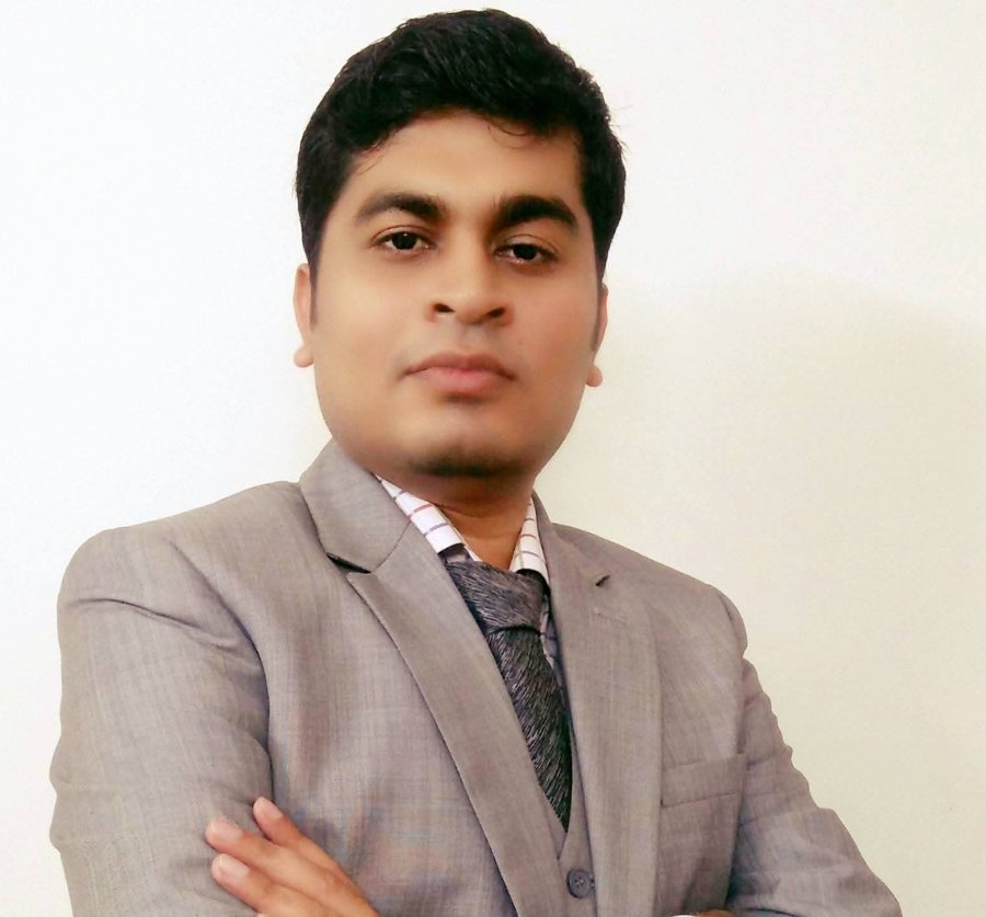 Rakib Hossain — Founder of SlimCijfers Analytics